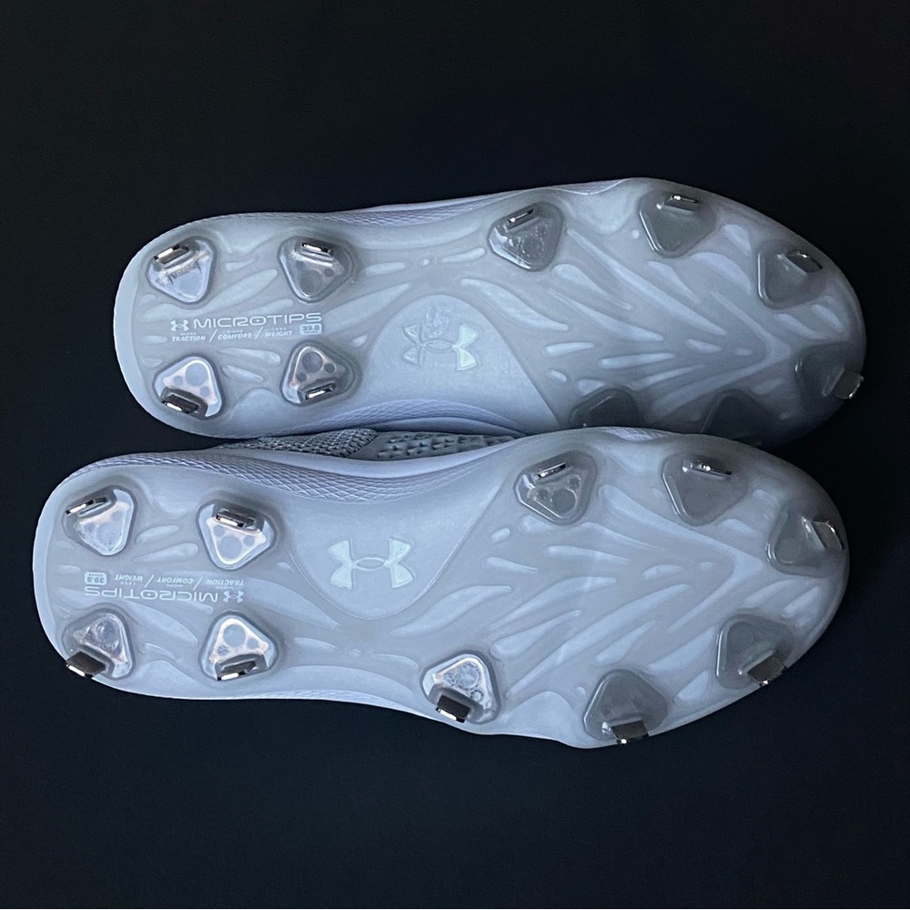 Under Armour women’s Glide Metallic Gray Softball Cleats‎ - Picture 8 of 10